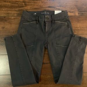 NWT White House Black Market Skinny
